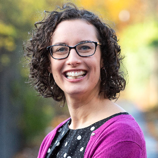 <p>Mrs Beth Myring</p>